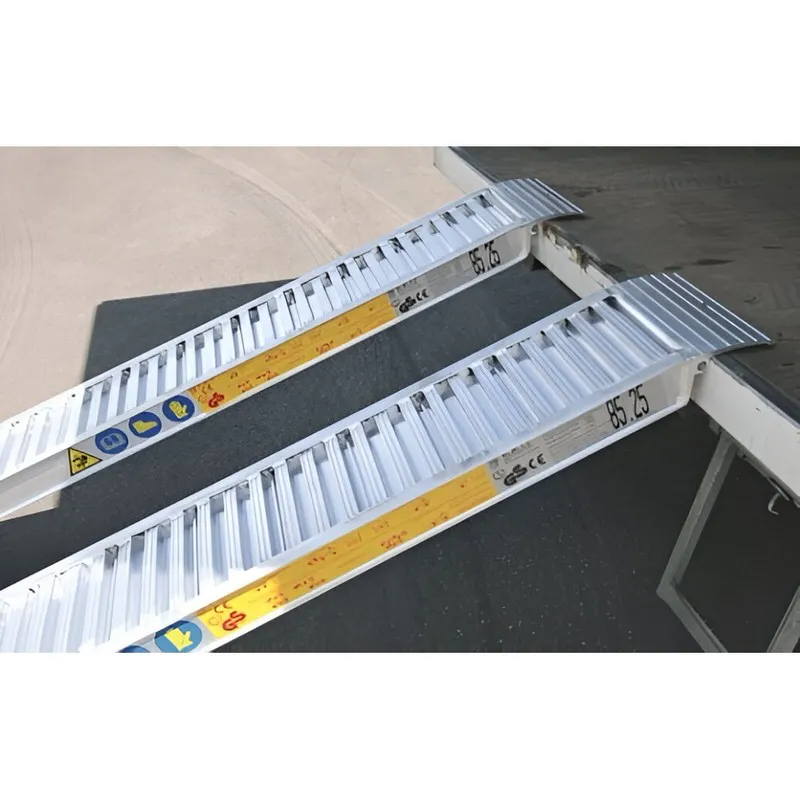 181.35 Rampas de carga en aluminio para rueda y oruga de goma | 3500 mm