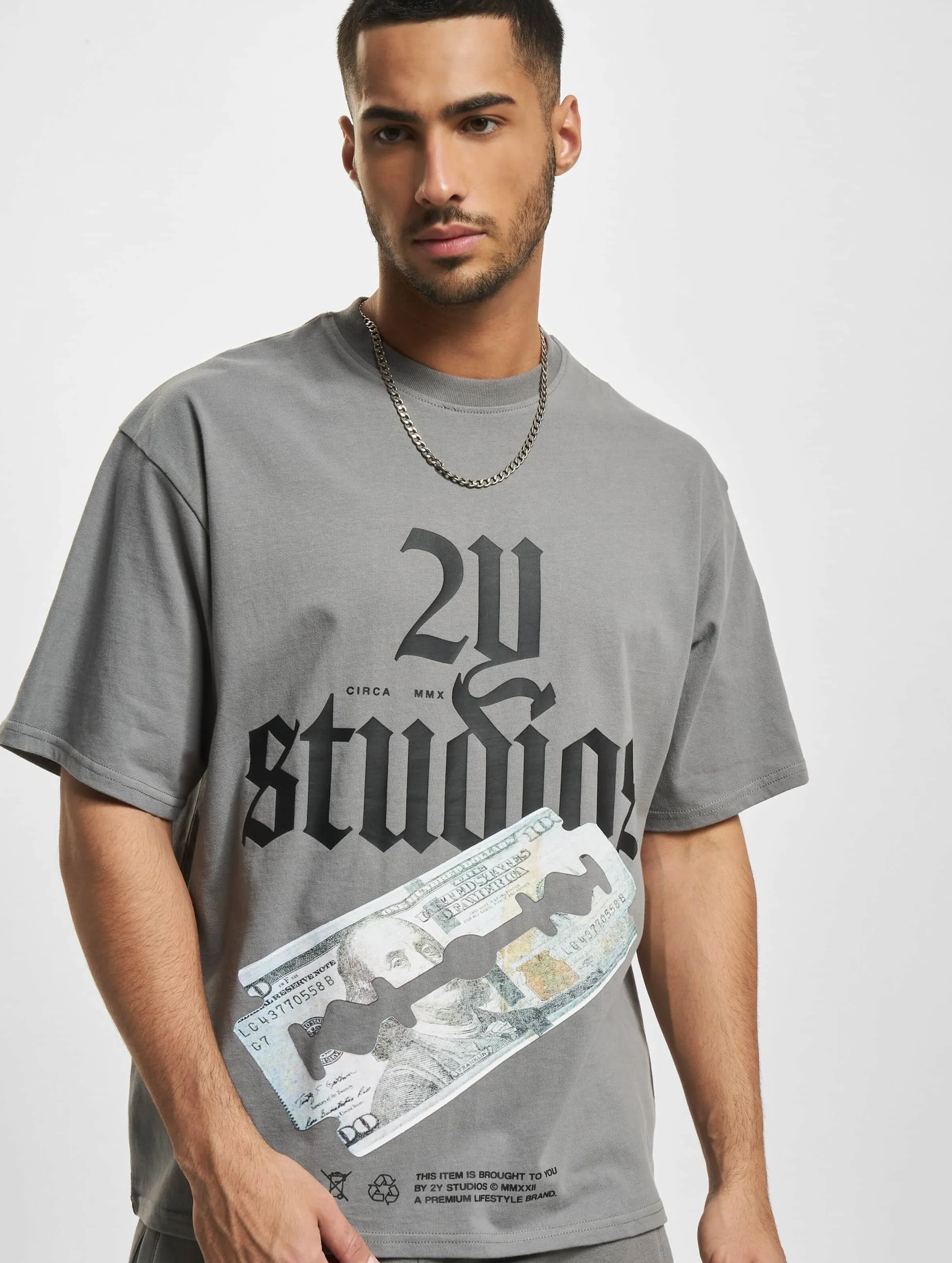 2Y Studios Razor Oversize