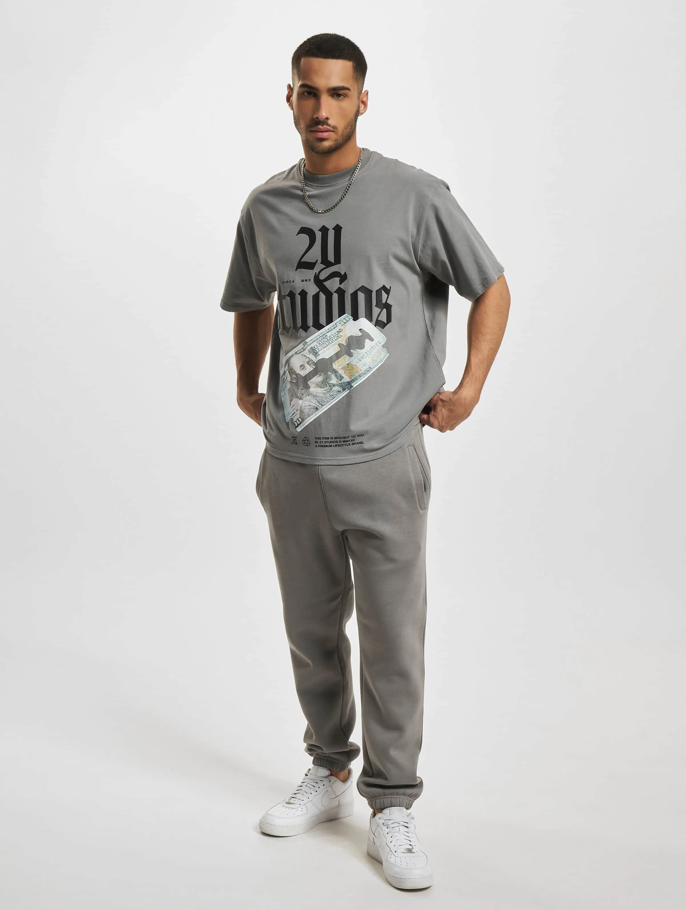 2Y Studios Razor Oversize