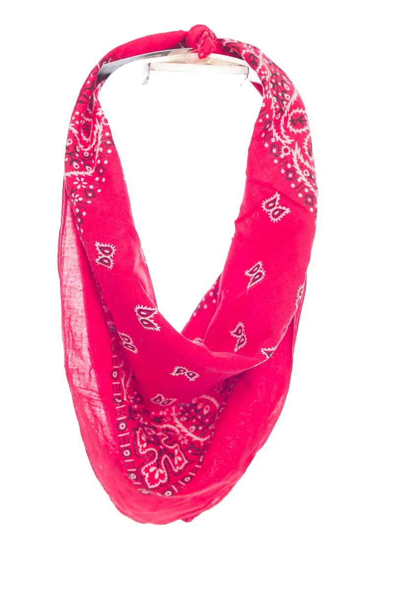 ACCESORIOS COLOR ROJO  CLOSEANDO