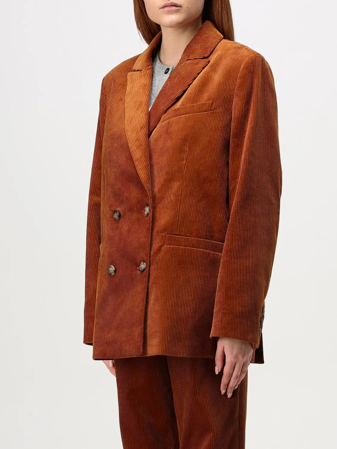 Americana mujer A.P.C.
