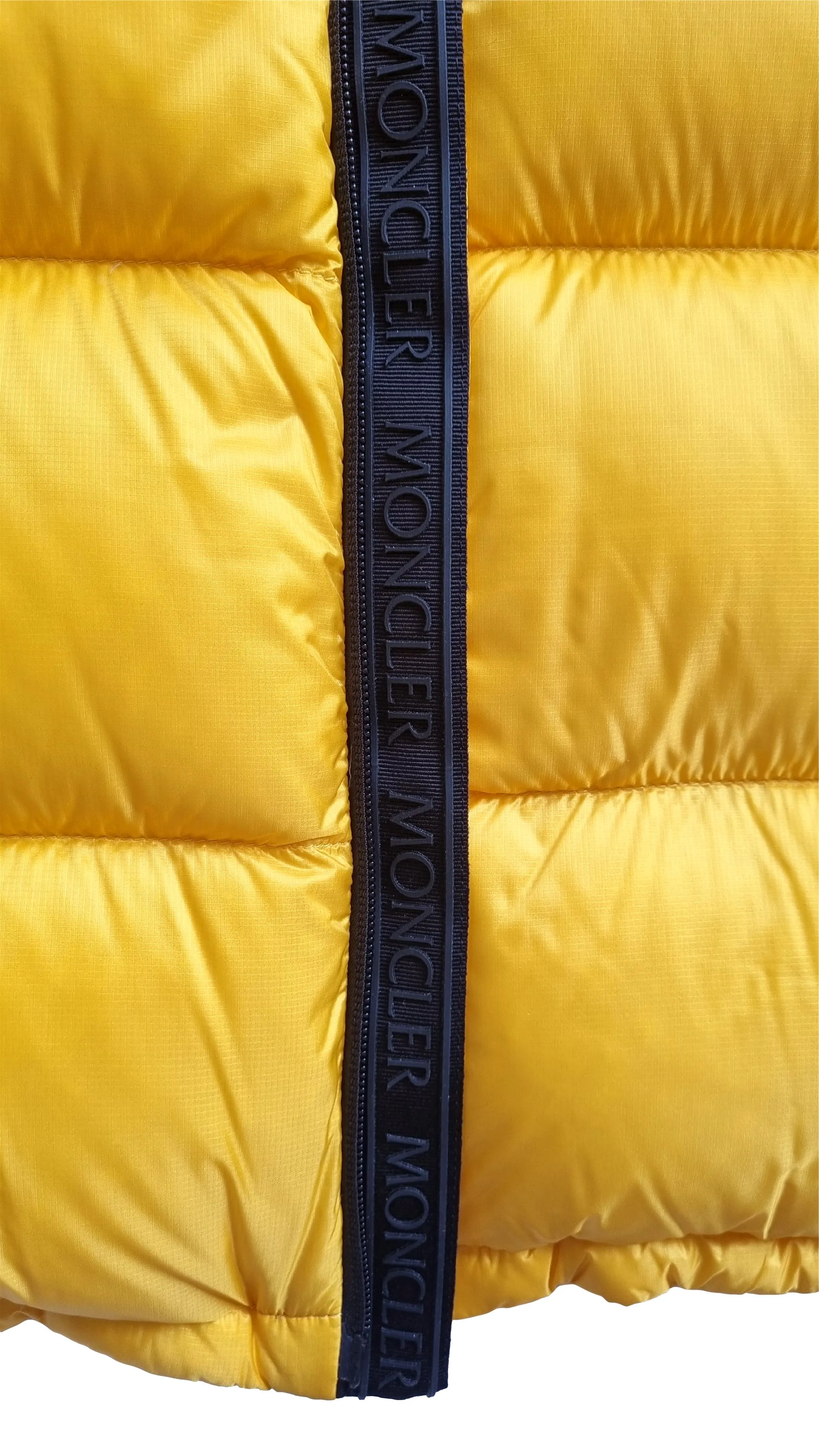 ANORAK HOMBRE MONCLER PEUPLIER 3°  M AMARILLO