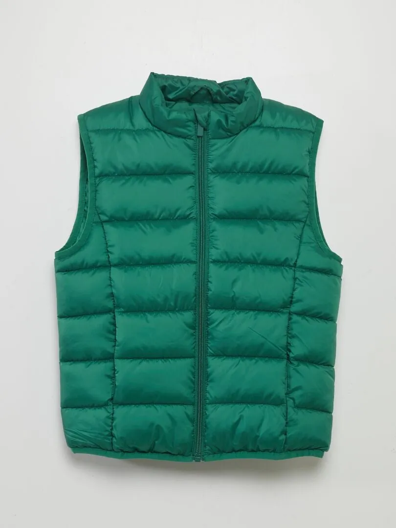 ANORAK LIGERO SIN MANGAS CON CUELLO ALTO  VERDE