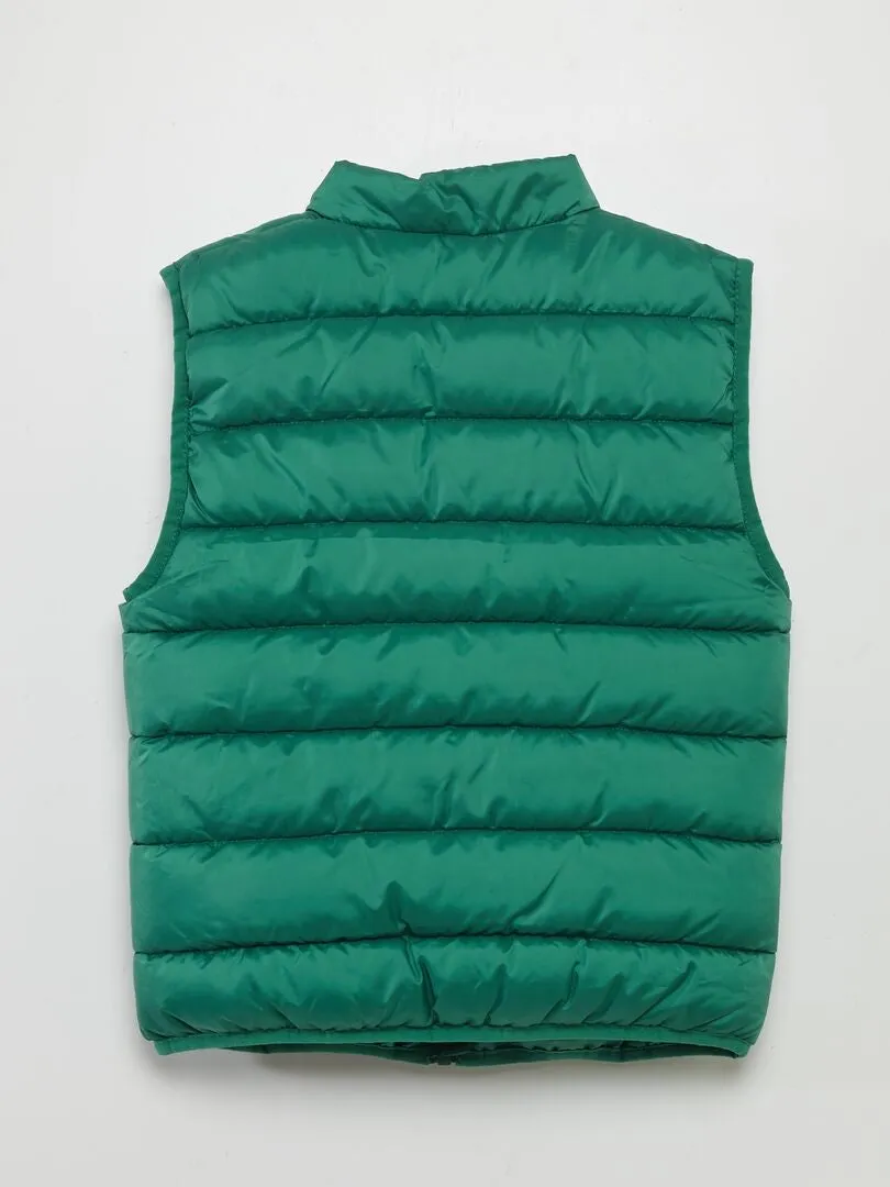 ANORAK LIGERO SIN MANGAS CON CUELLO ALTO  VERDE