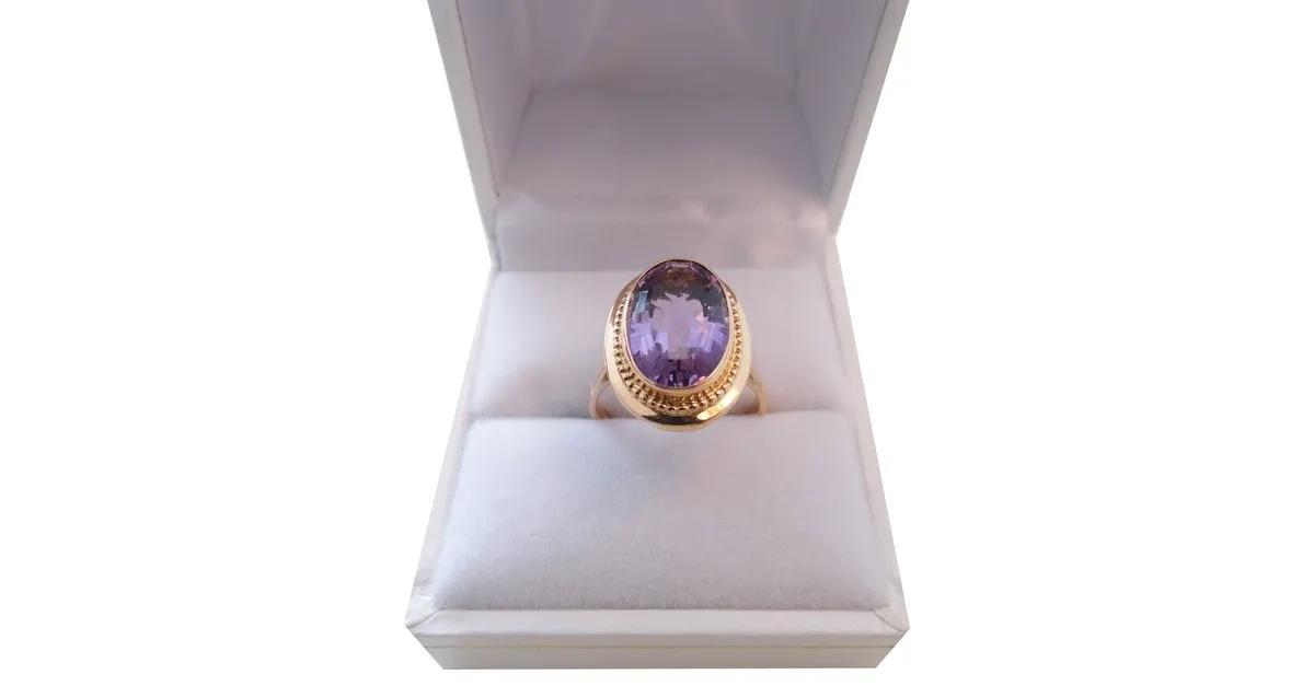 Autre Marque 750/000 anillo de oro con amatista Rosa 