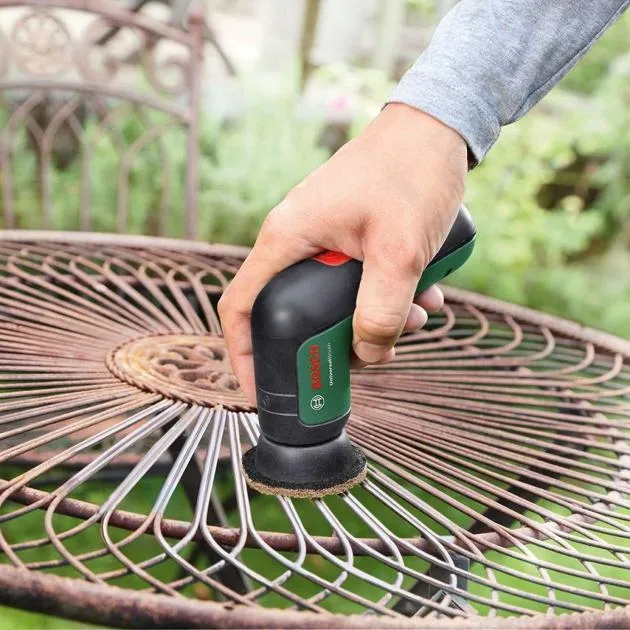 BOSCH  CEPILLO DE LIMPIEZA AKU DE 3,6 V CON ACCESORIOS, CABLE USB 06033E0000