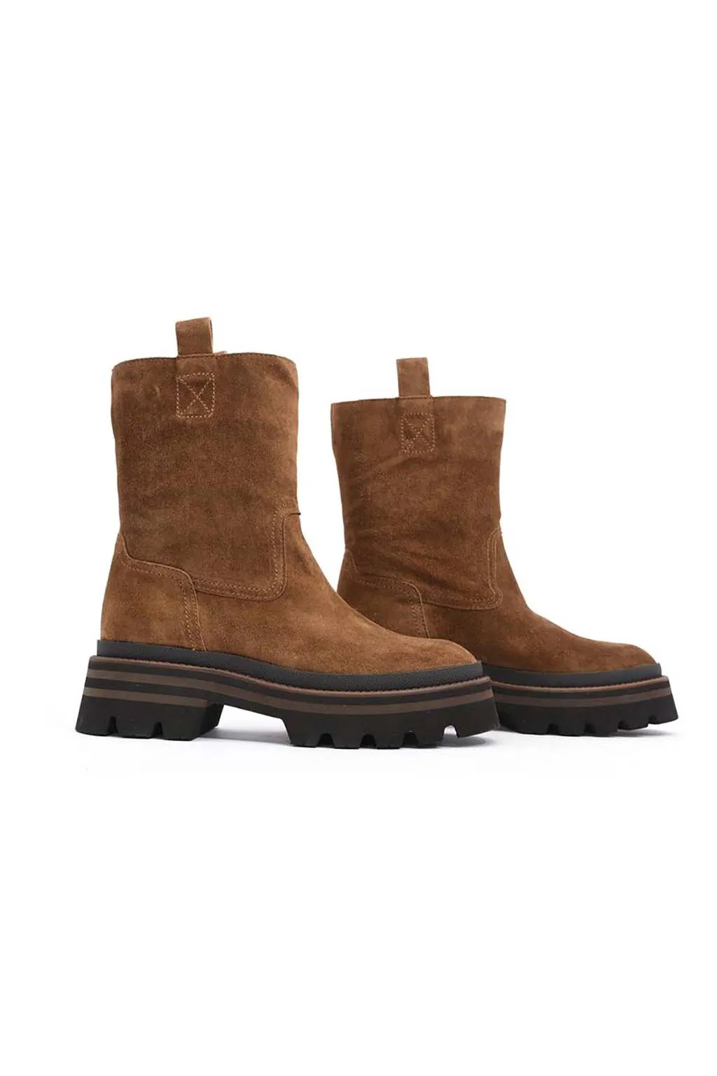 bota Alpe 2056 11 01 cuero