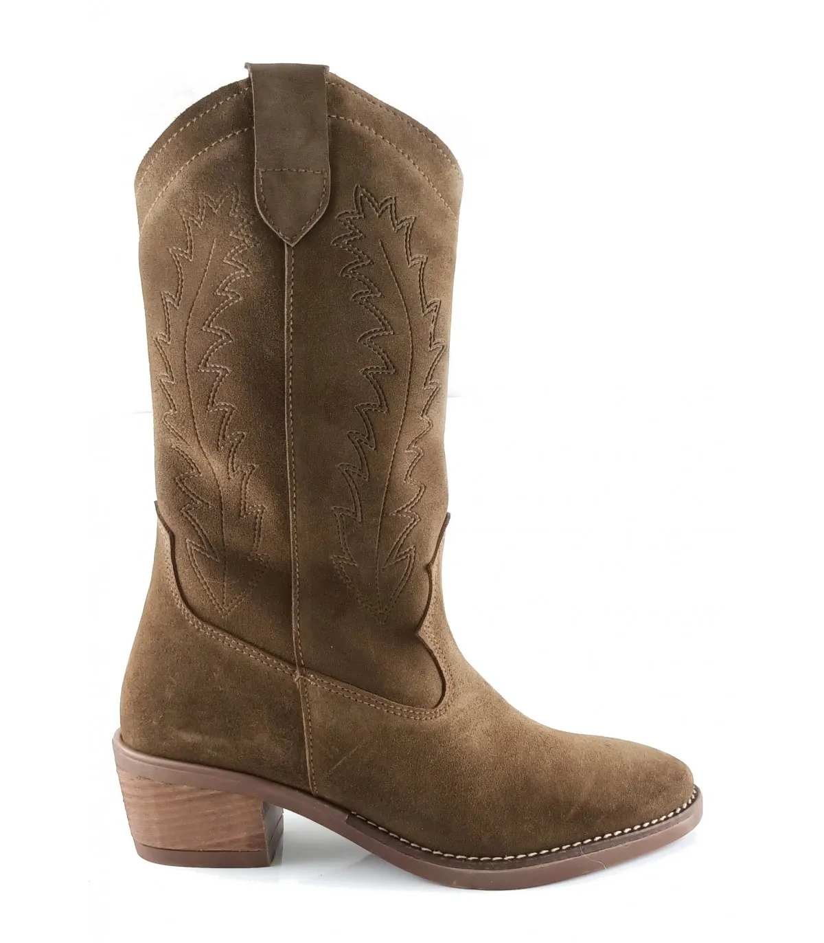 Bota campera en serraje cuero