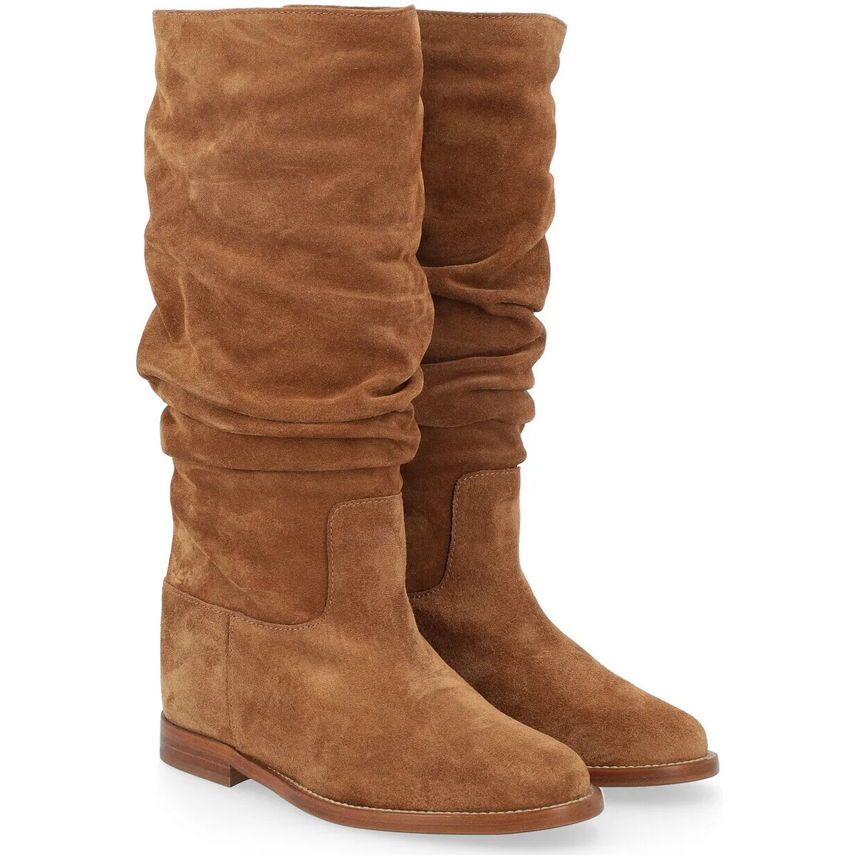 Bota de cuña color cuero  rizado