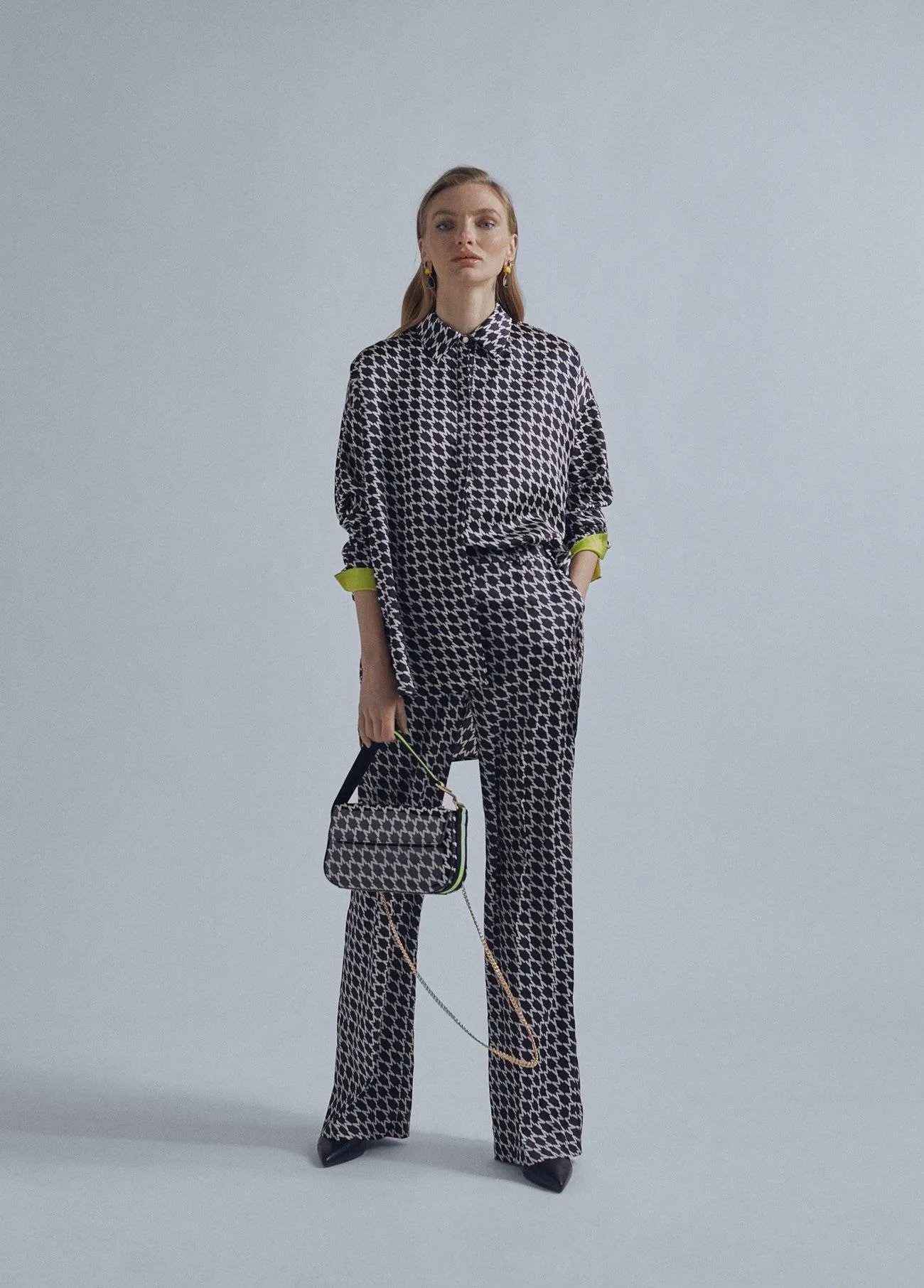Camisa fluida logoprint Lola Casadedemunt