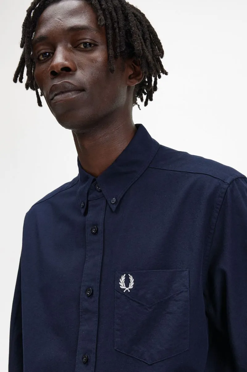 CAMISA OXFORD AZUL MARINO DE FRED PERRY  GRIS
