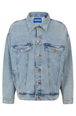Chaqueta relaxed fit en denim azul con lavado intenso