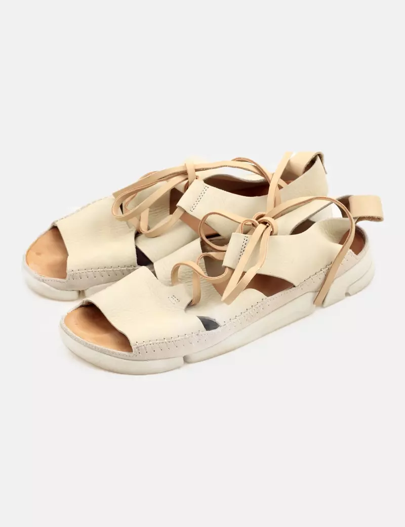 Clarks Sandalia básica beige