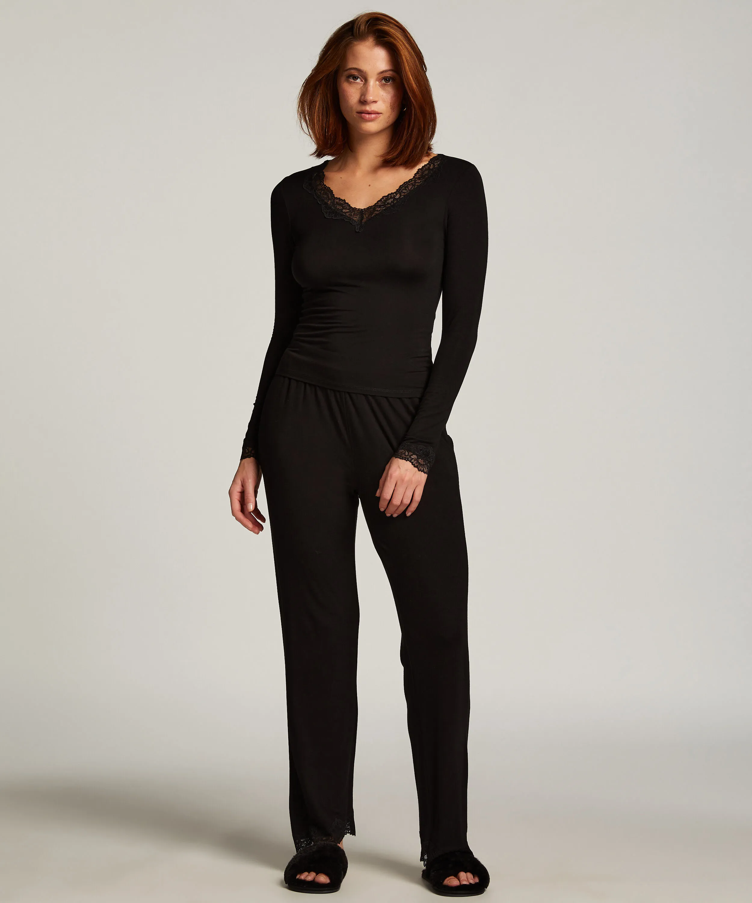 CONJUNTO DE PIJAMA  NEGRO