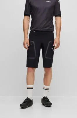 Culote BOSS x ASSOS regular fit de estilo cargo con detalle de la marca