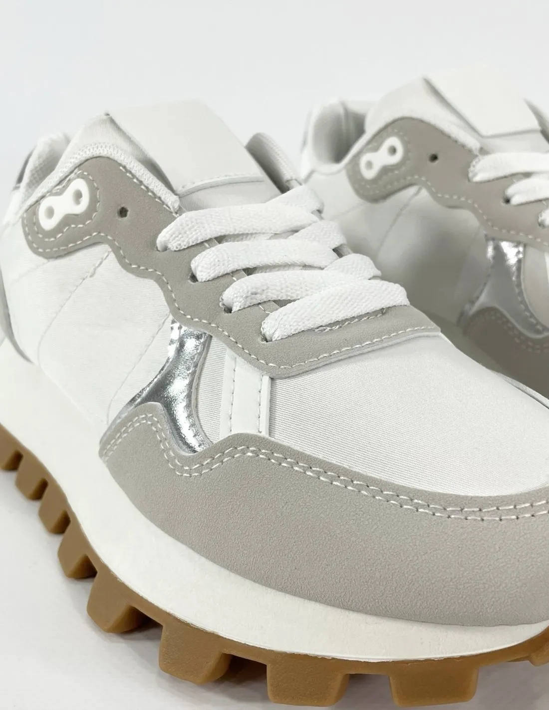 Deportiva vestir blanca | Claris