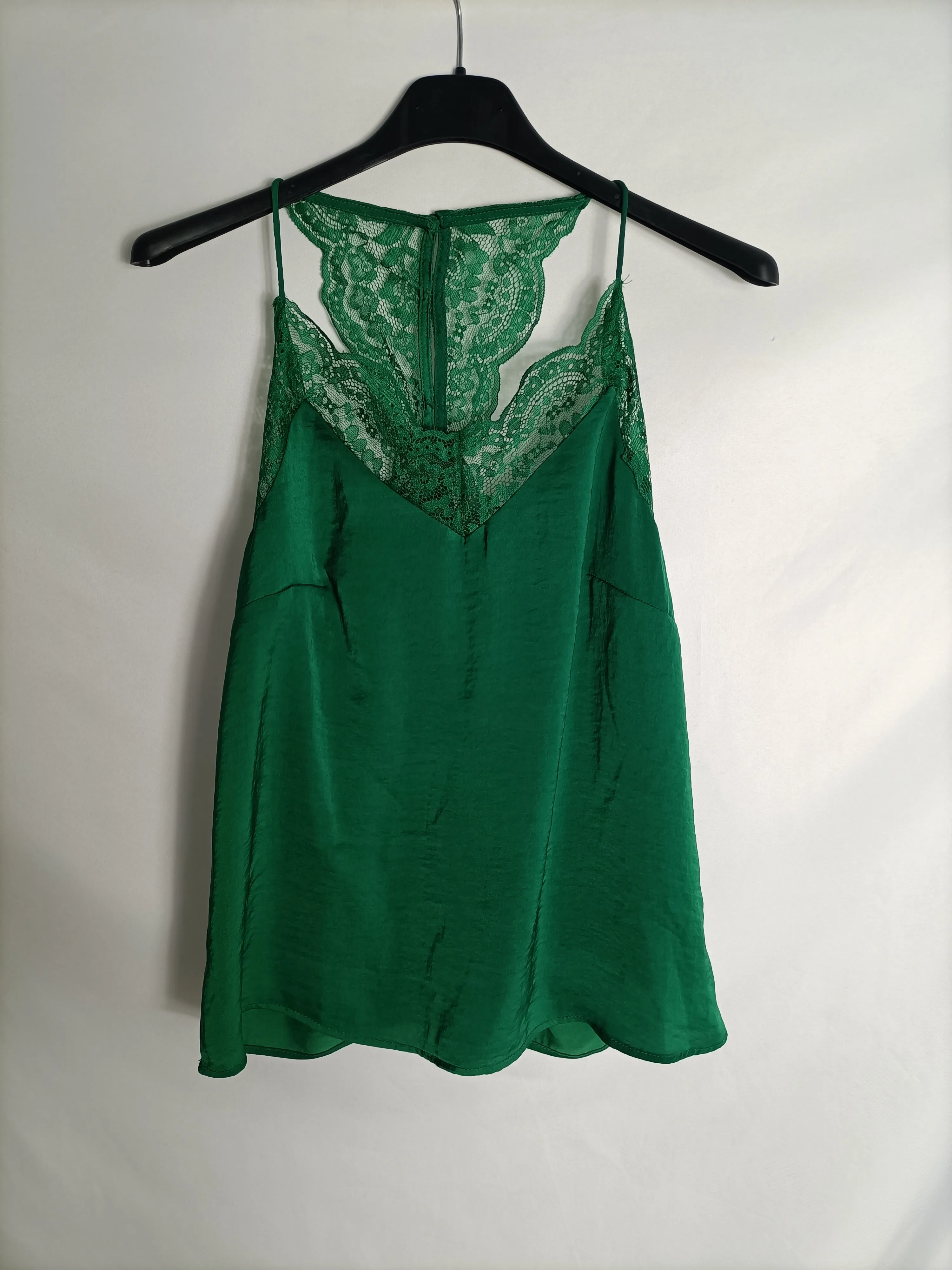 H&M. Top lencero verde T.xs