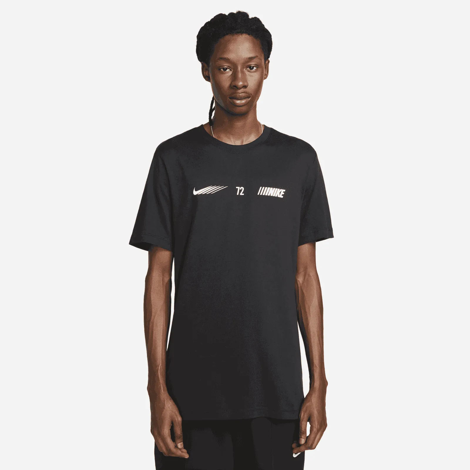 Nike Sportswear Standard Issue Tee