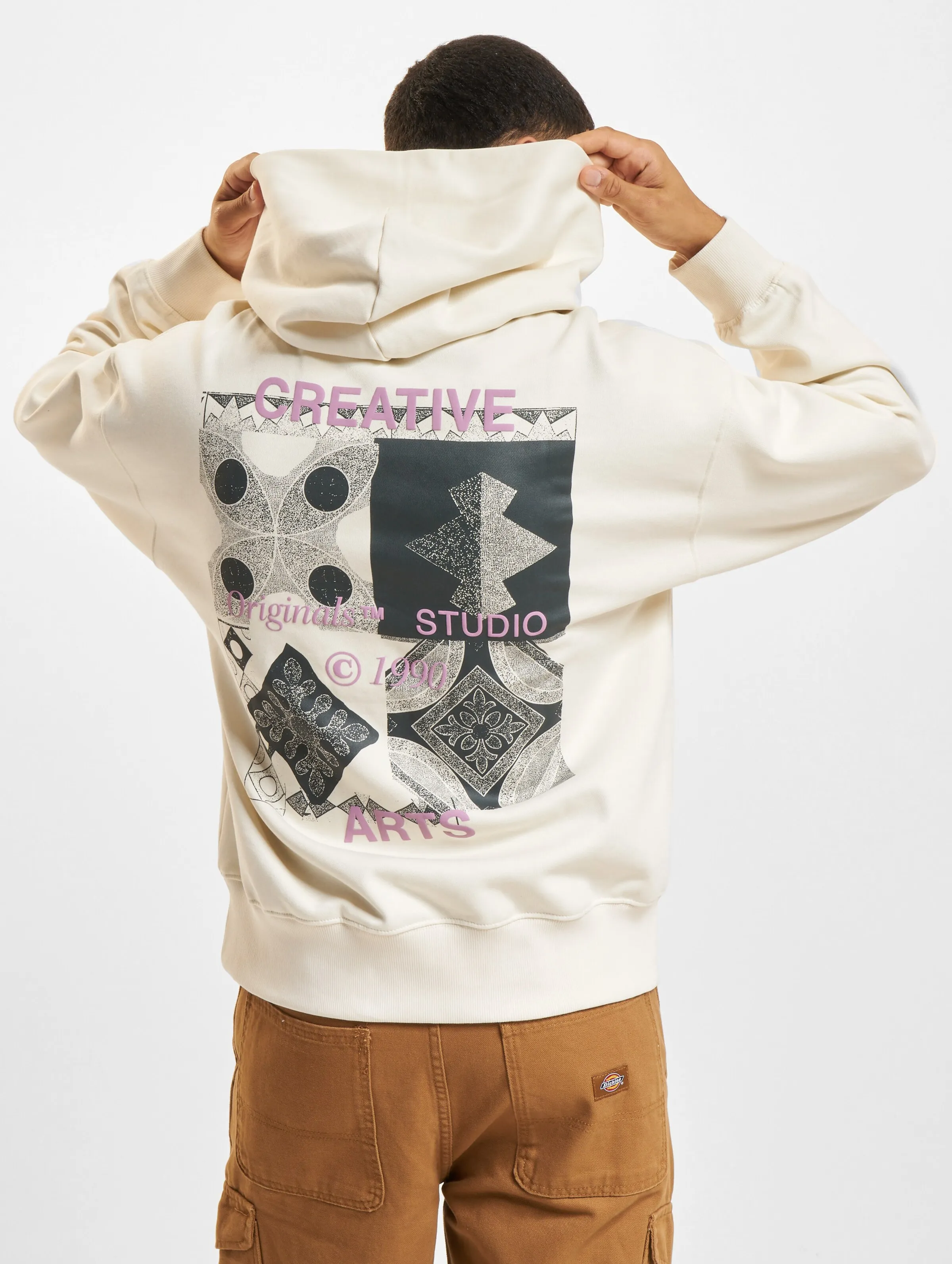 Noho Back Graphic