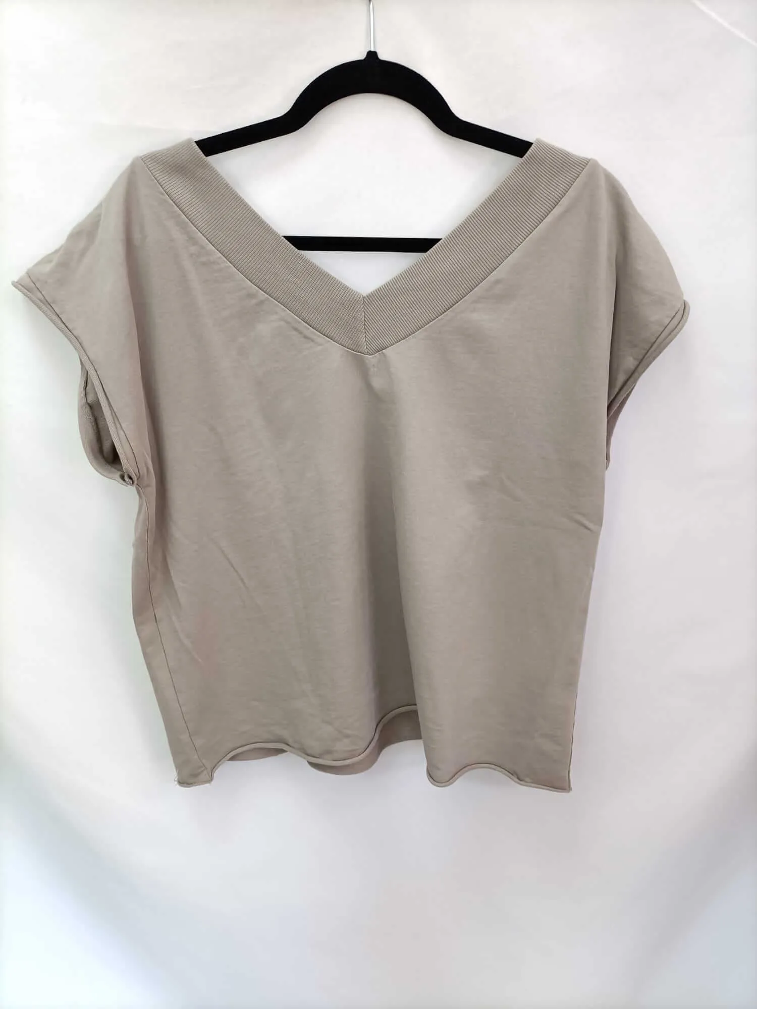 OTRAS. Camiseta beige topo TU (L)