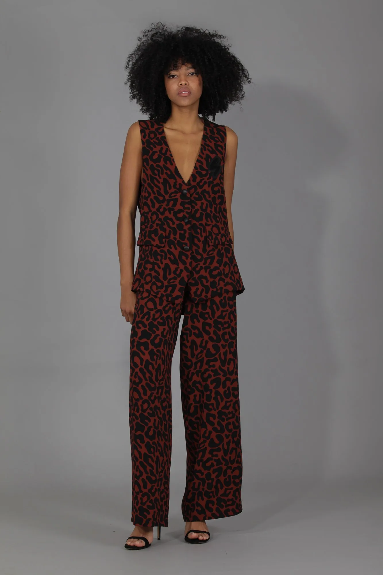 Pantalón traje holgado · PRINT TEJA ·