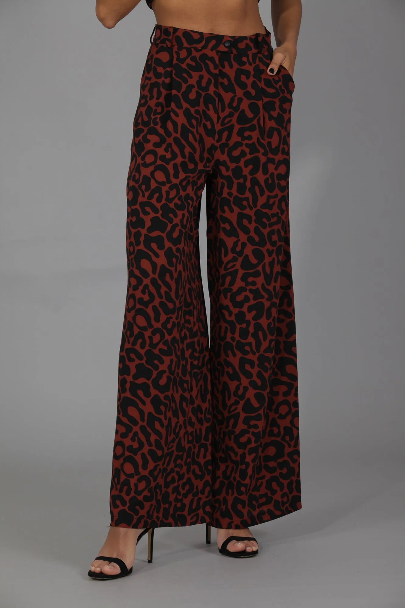 Pantalón traje holgado · PRINT TEJA ·