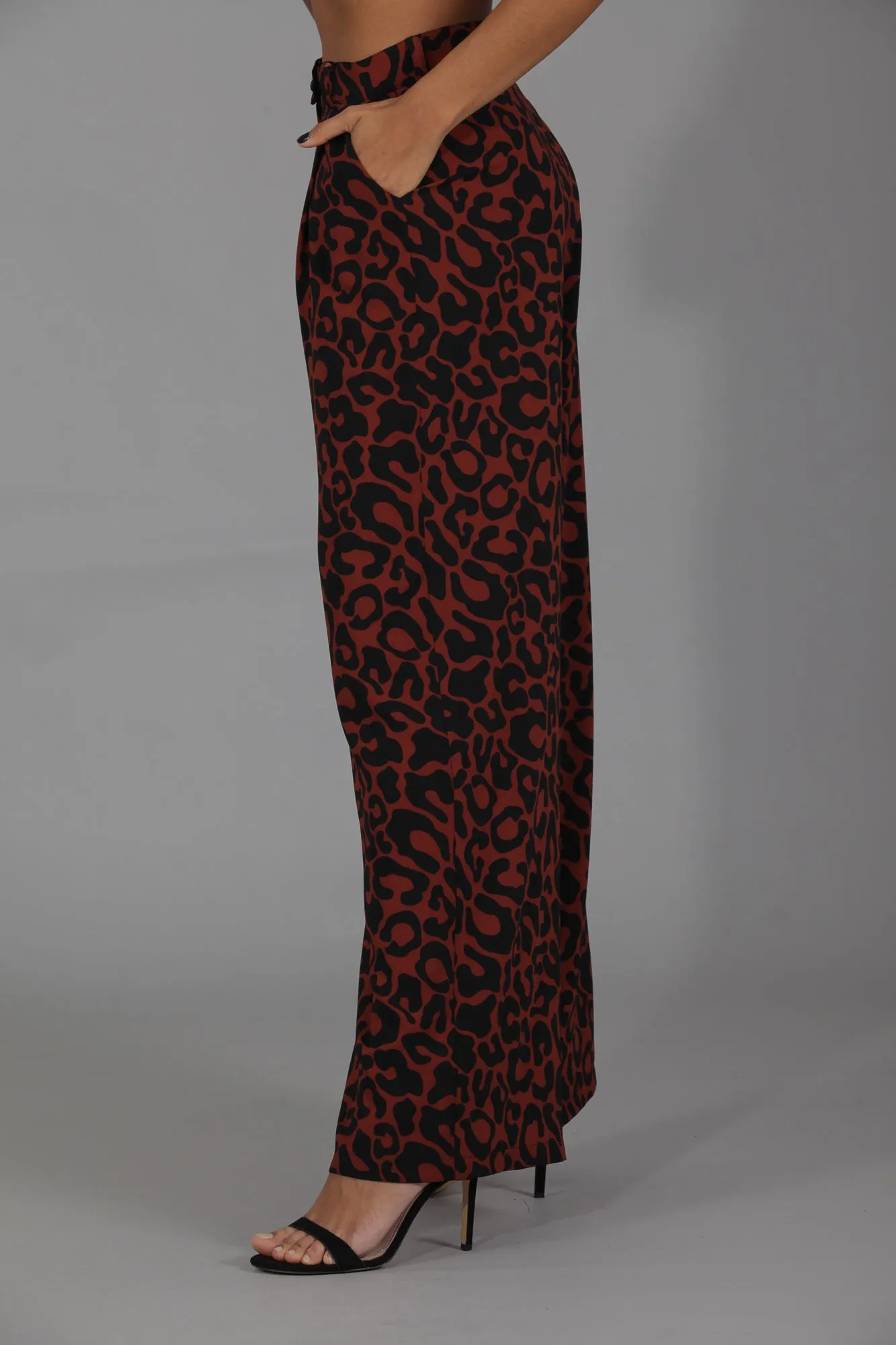Pantalón traje holgado · PRINT TEJA ·