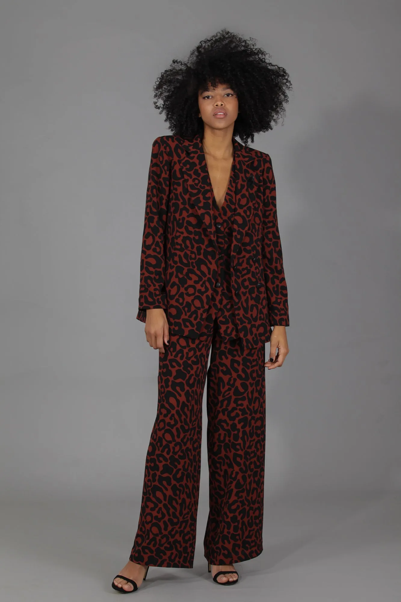 Pantalón traje holgado · PRINT TEJA ·