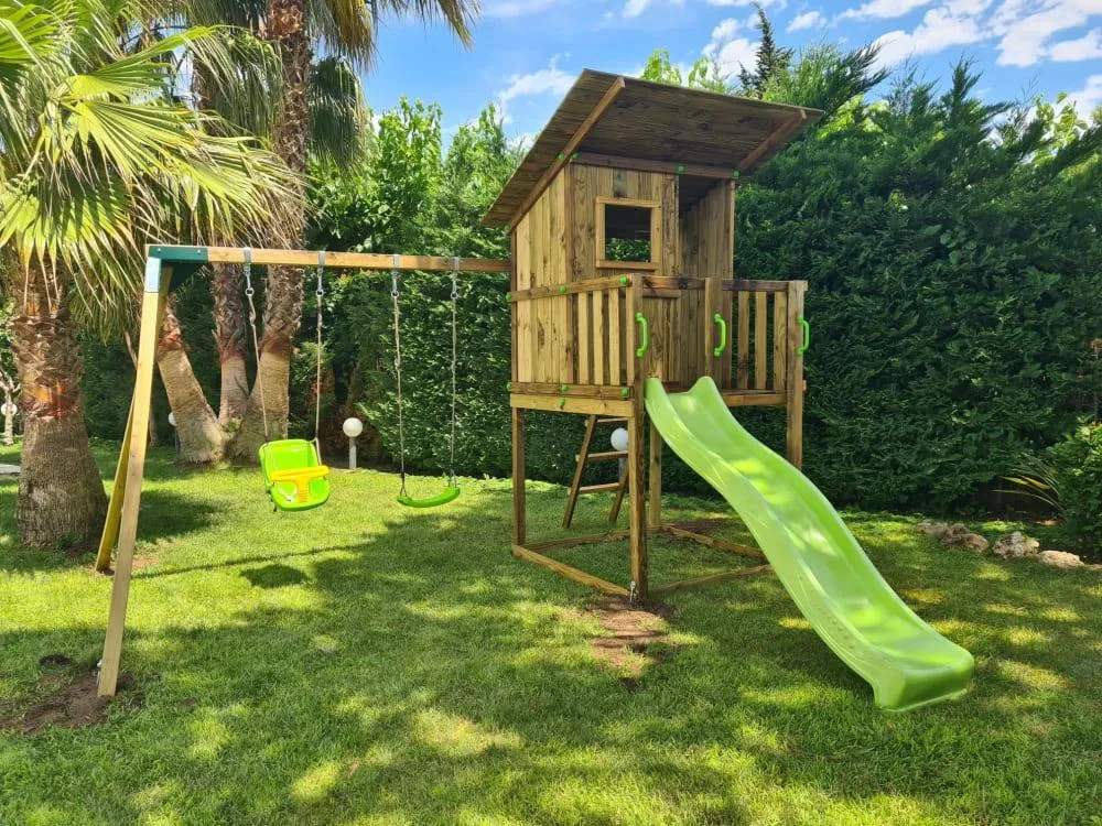 PARQUE INFANTIL MASGAMES BEACH HUT L + COLUMPIO DOBLE