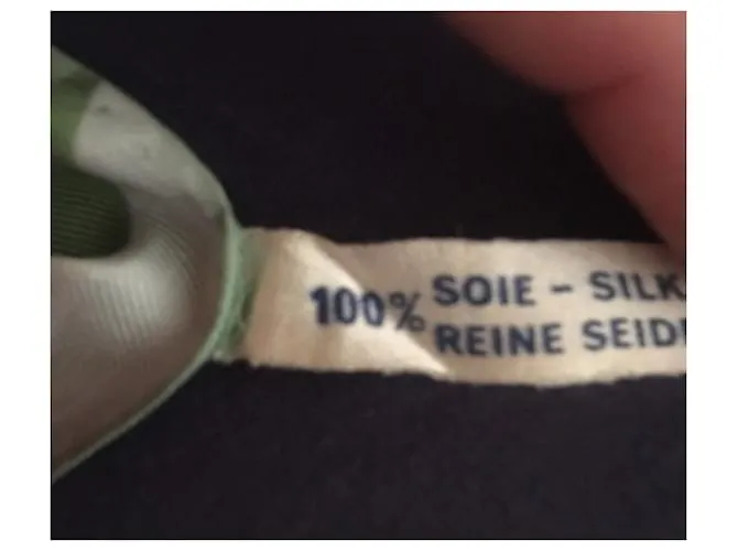 Pañuelo de seda vintage de Nina Ricci Blanco Azul Verde 