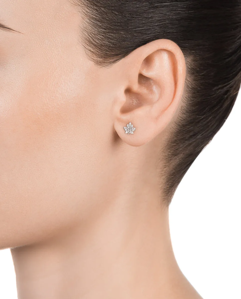PENDIENTES VICEROY DE PLATA EN FORMA DE HOJAS CON CIRCONITAS 85026E00030