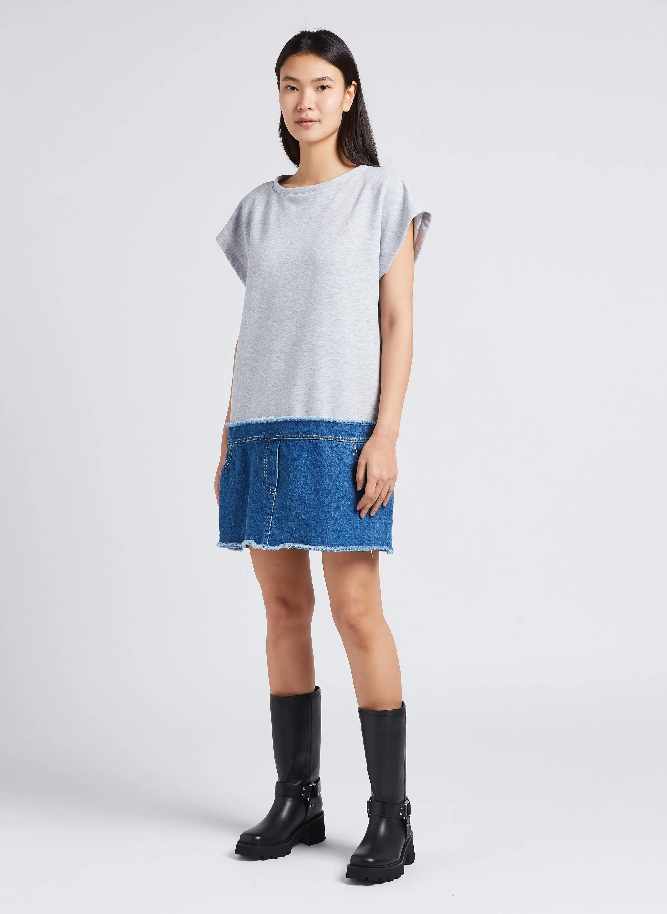PLEASE Vestido midi holgado con cuello redondo en gris