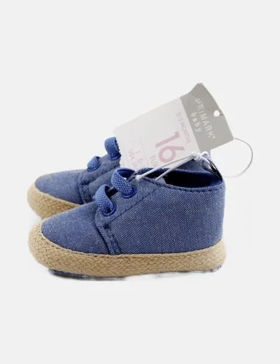 Primark Zapatilla azul detalle esparto