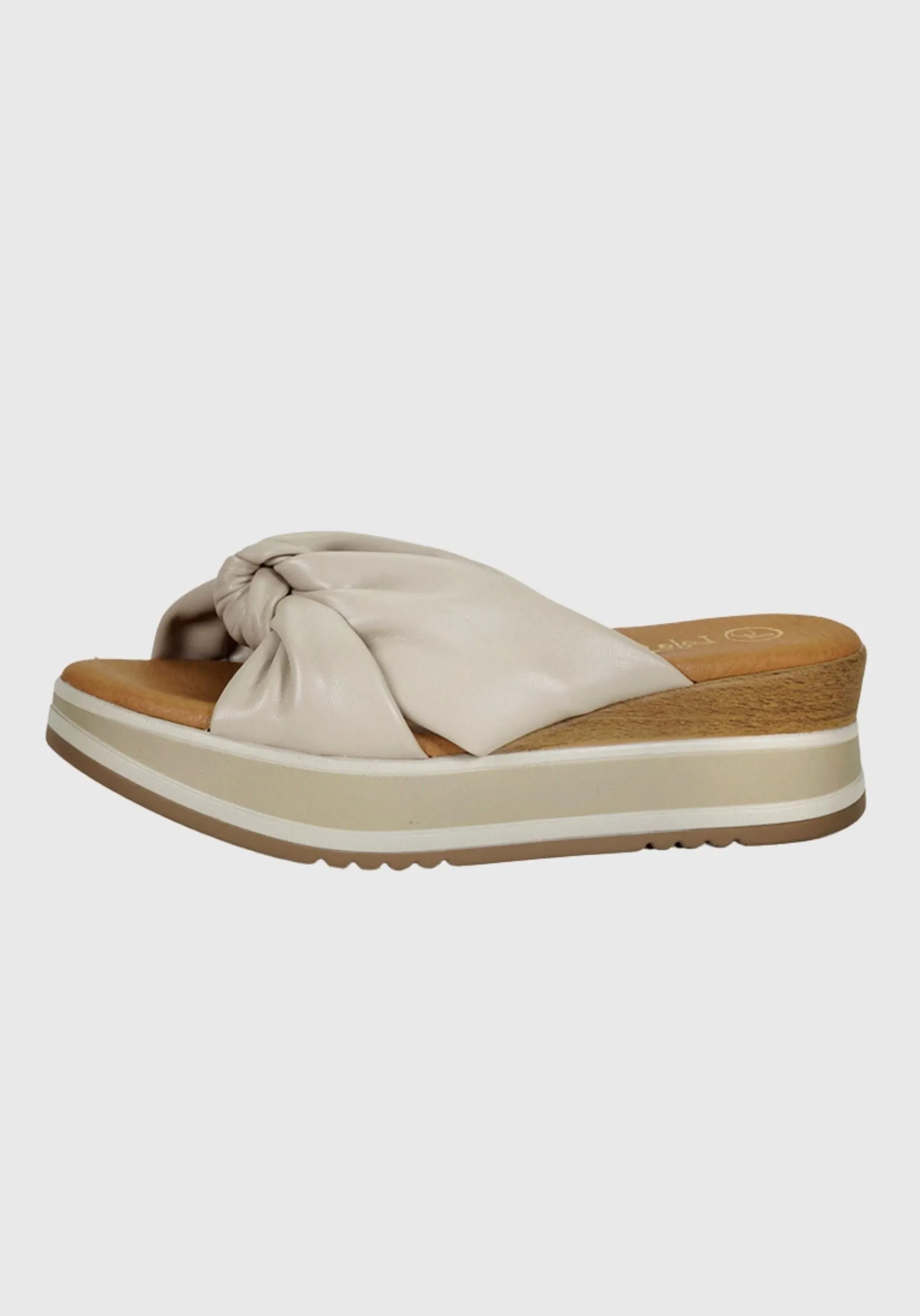 Sandalia Cuero Alcara Beige