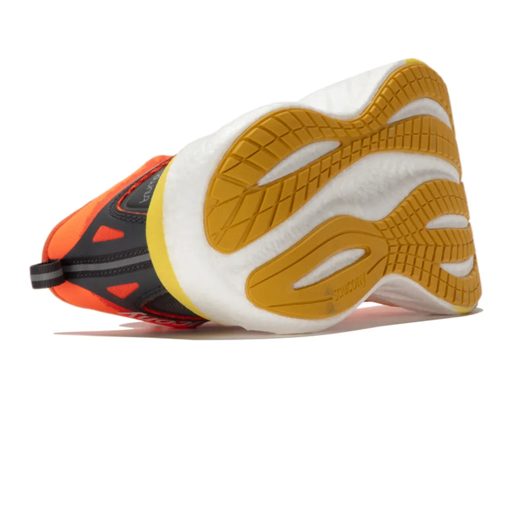 SAUCONY TRIUMPH 22 ZAPATILLAS RUNNING   SS25
