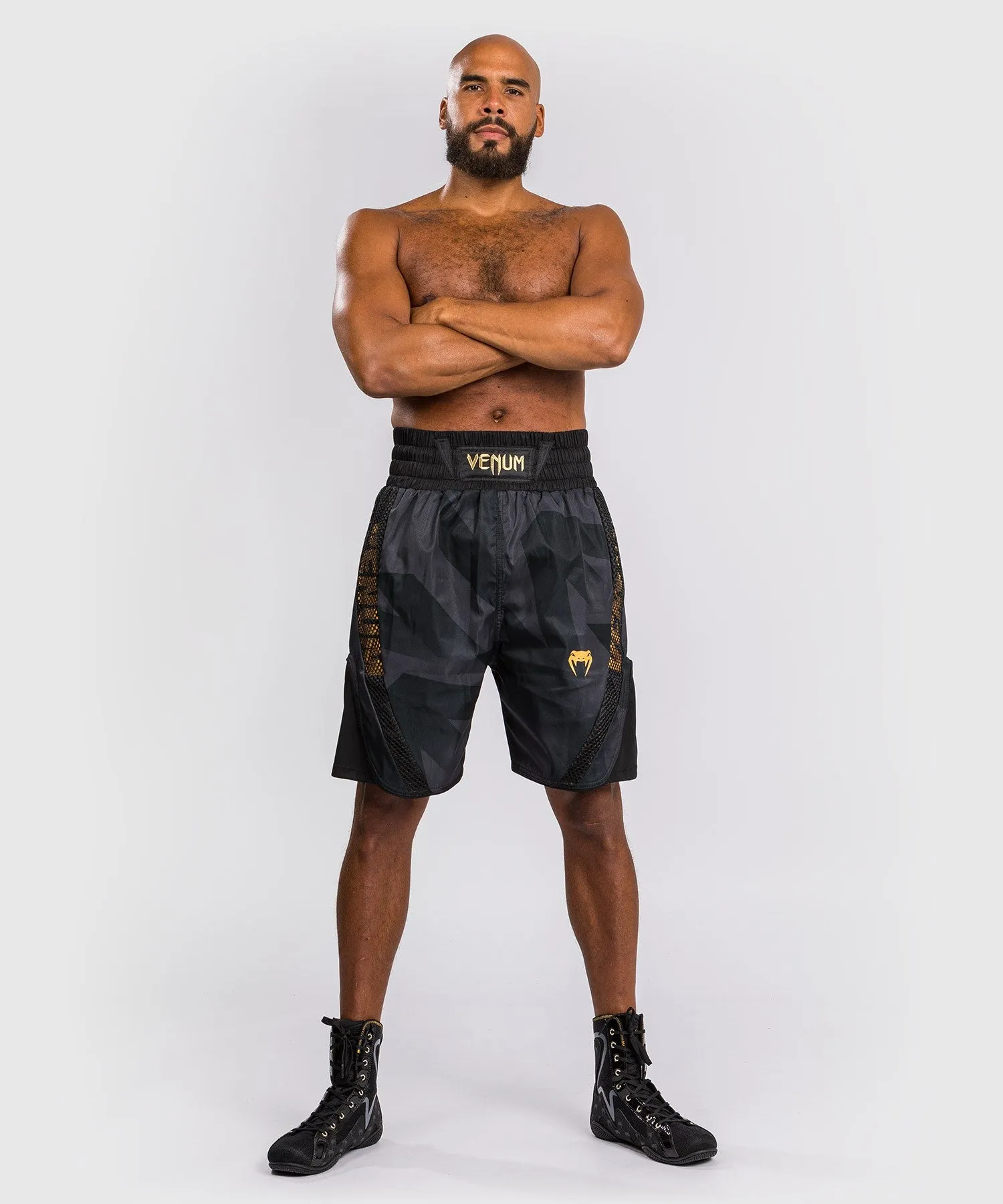 SHORTS DE BOXEO VENUM RAZOR  NEGRO/ORO
