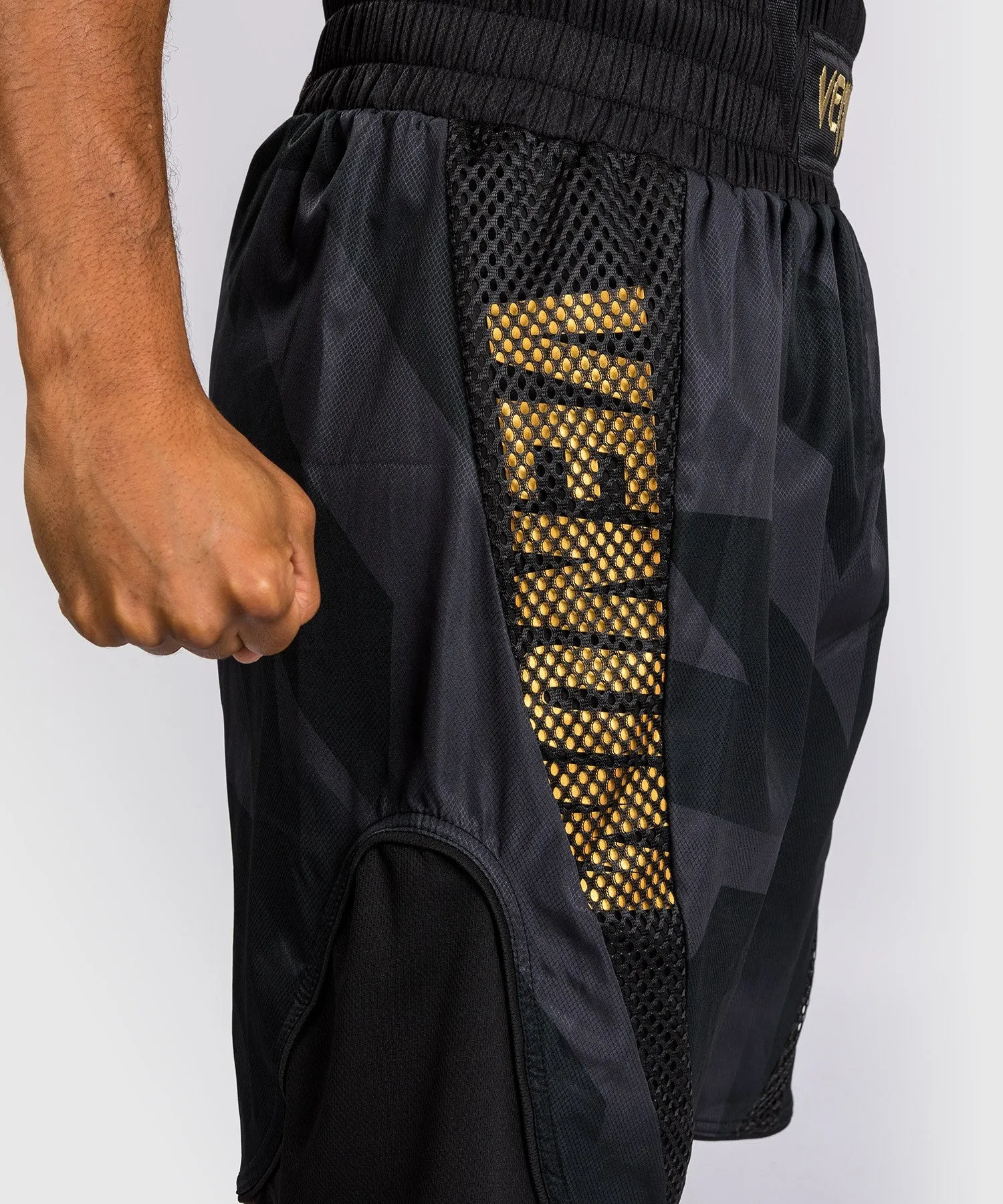 SHORTS DE BOXEO VENUM RAZOR  NEGRO/ORO