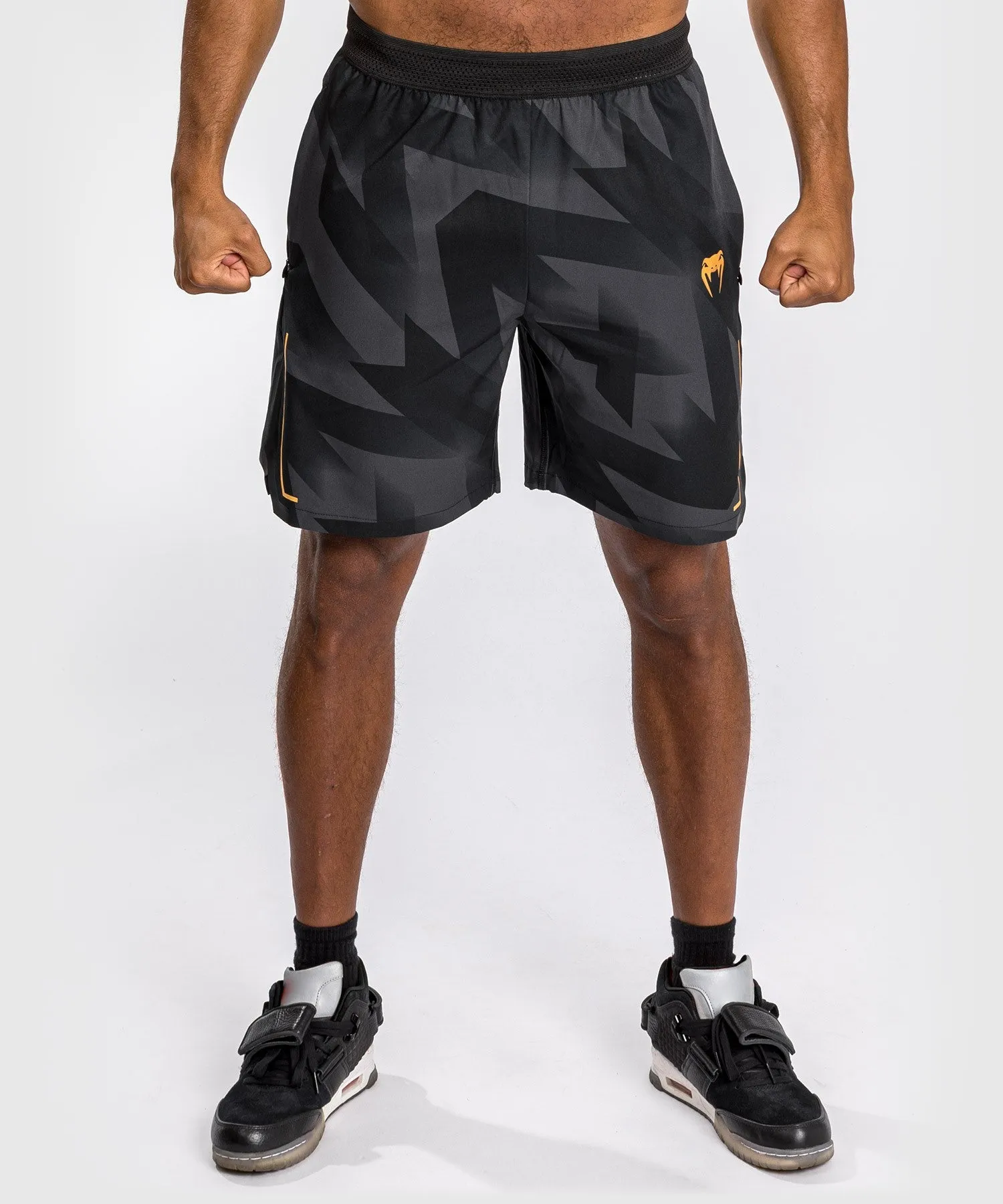 SHORTS DE ENTRENAMIENTO VENUM RAZOR  NEGRO/ORO