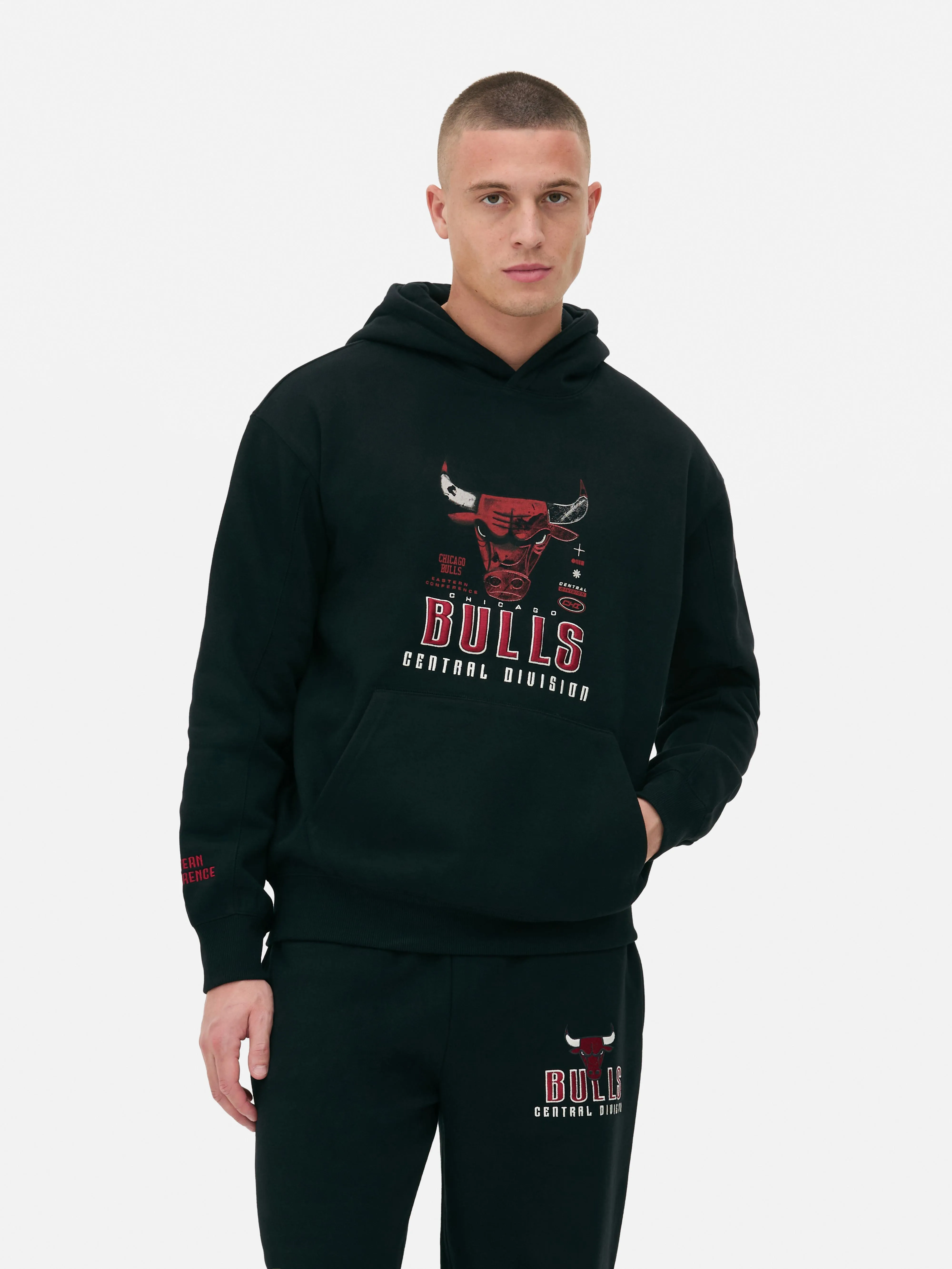 Sudadera con capucha de los Chicago Bulls de la NBA