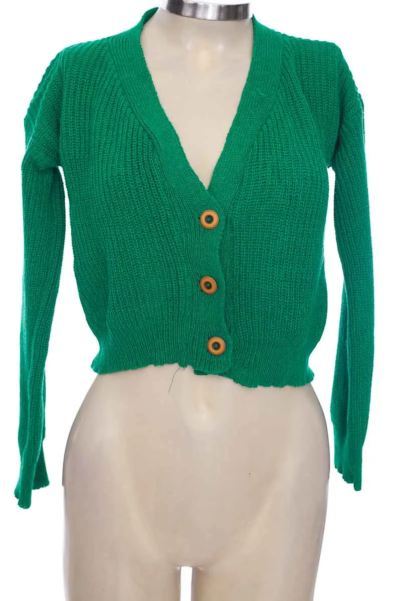 SWEATER COLOR VERDE  CLOSEANDO