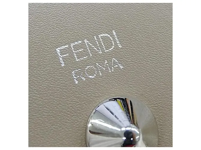 Tarjetero de cuero gris Fendi 