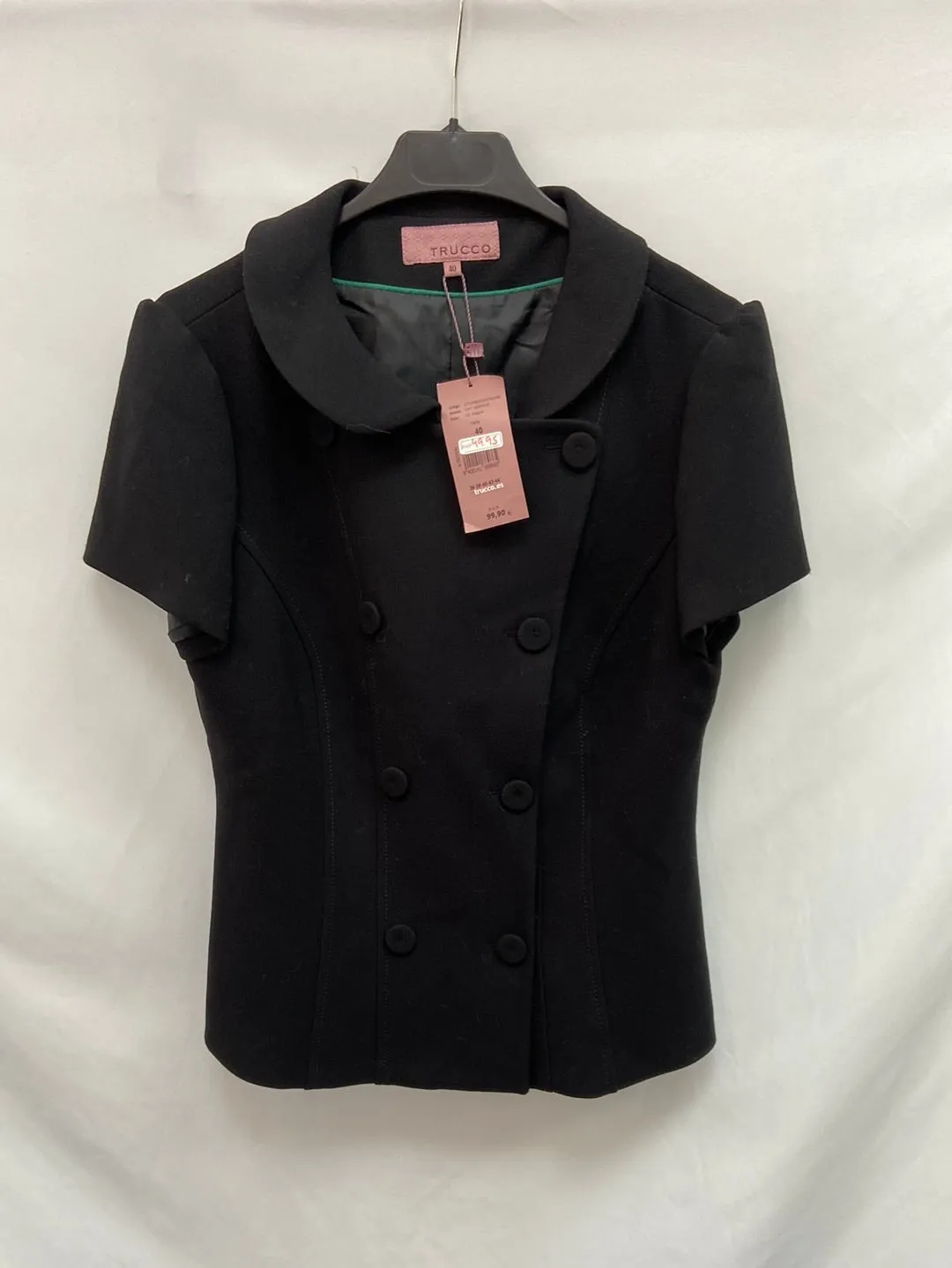 TRUCCO. Chaqueta negra T.40