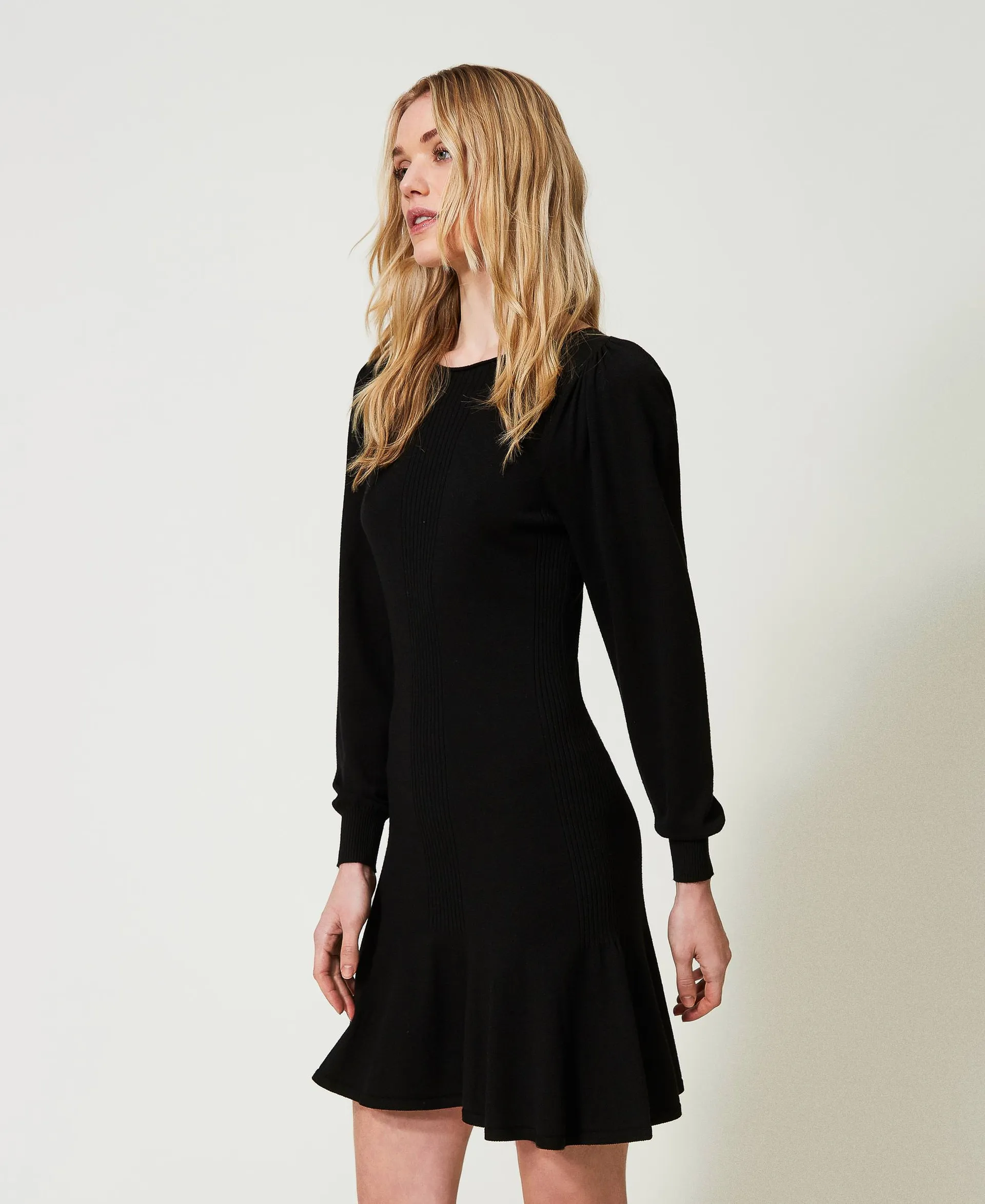 Vestido corto de punto doble