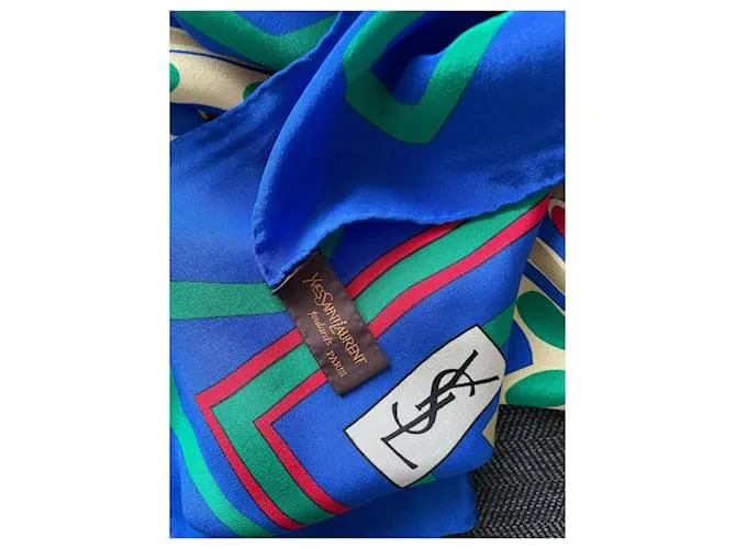 Yves Saint Laurent Bufanda de seda Multicolor 