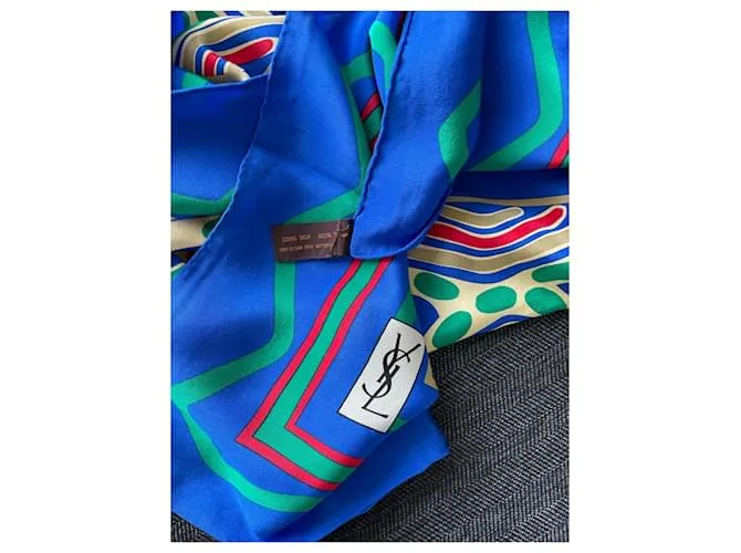 Yves Saint Laurent Bufanda de seda Multicolor 