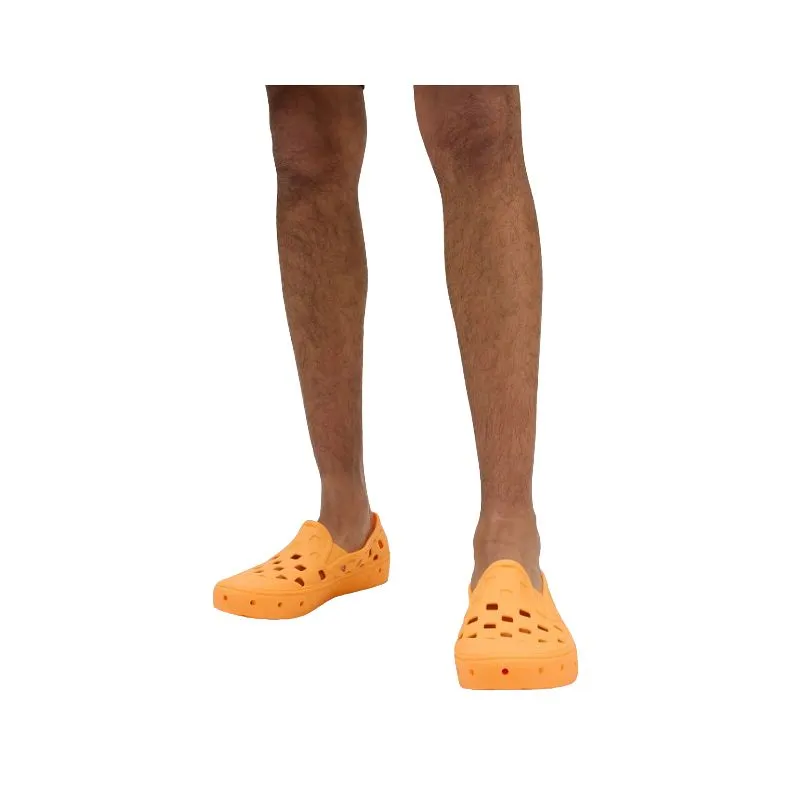 ZAPATILLAS VANS UA SLIPON TRK (NARANJA)