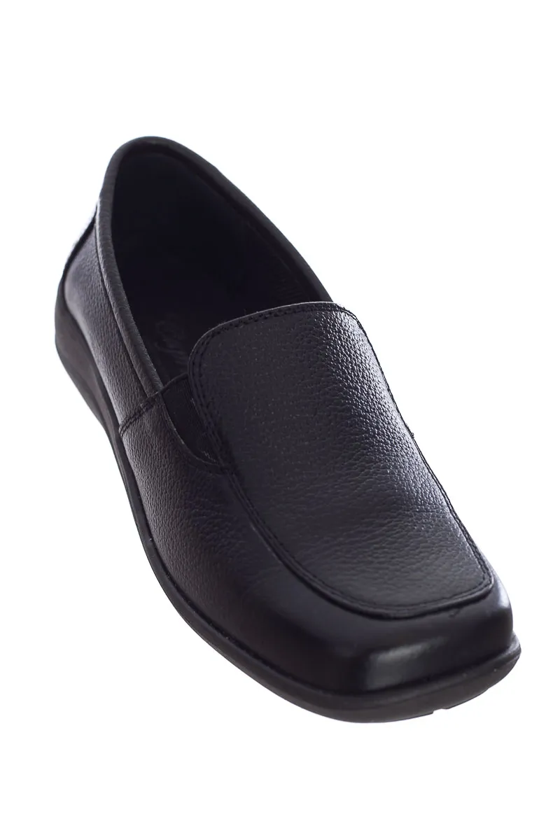 ZAPATOS COLOR NEGRO  CAPRIANO